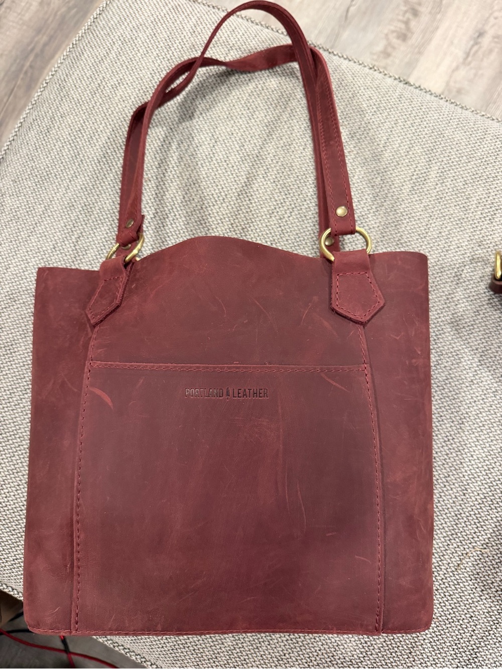 Portland Leather Goods Market Tote Merlot Retired Burgundy Leather Shoulder Bag